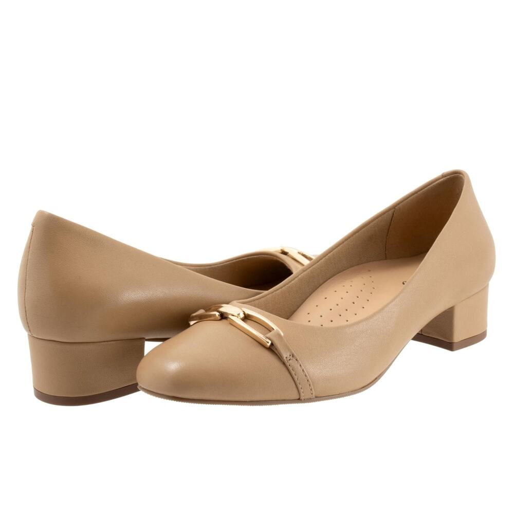 Trotters Dakota Pump Womens Nude Leather Slip On Pumps Heels Shoes Size 9 M